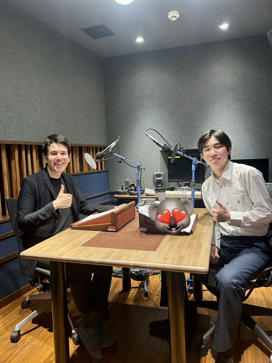 TetsutaroViolin's tweet photo. NHK リサイタルパッシオ 
7/26〜8/2まで配信📻

NHKラジオ　リサイタル・パッシオに出演させていただきました！

MCのピアニストの金子三勇士さん、
一緒に弾いて下さった松本望先生、
NHKのスタッフの皆様、
ありがとうございました！

聴き逃し配信にてお聴きいただけます！
是非聴いて下さい🙏 https://t.co/0DxcdRKwJu