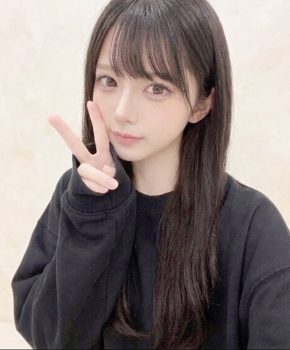 ckw3zw's tweet photo. すぐ消す

この美女のプロンプト全部乗せといた⬇️ https://t.co/79hdTQQT5S