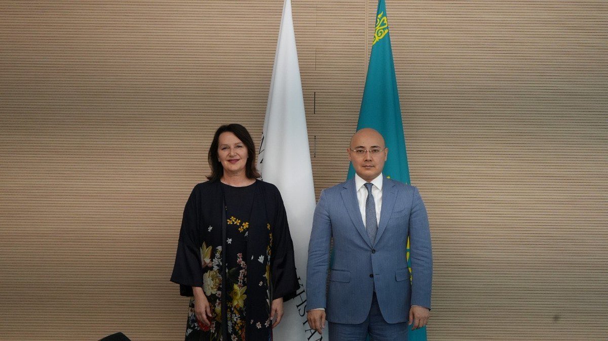 MFA_KZ's tweet photo. 🔹 Deputy Foreign Minister Receives Slovenian Ambassador upon the Completion of Diplomatic Mission

https://t.co/R0cB8gQgYN https://t.co/RdkLsP54d0
