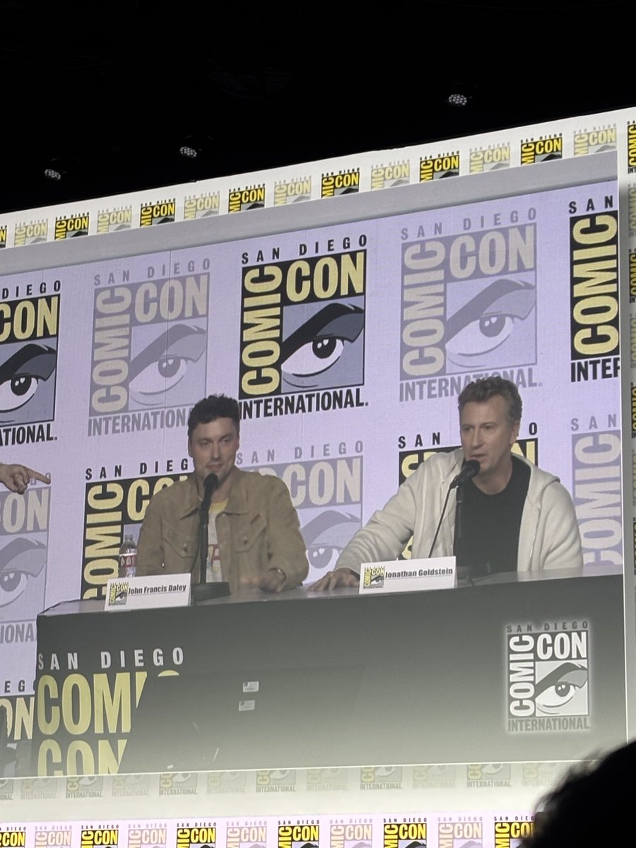 JM_Goldstein's tweet photo. Thank you @Comic_Con for the warm reception. Can’t wait to unleash MAYDAY on the world September 4 on @AppleTV ! https://t.co/QG4RzJnrTi