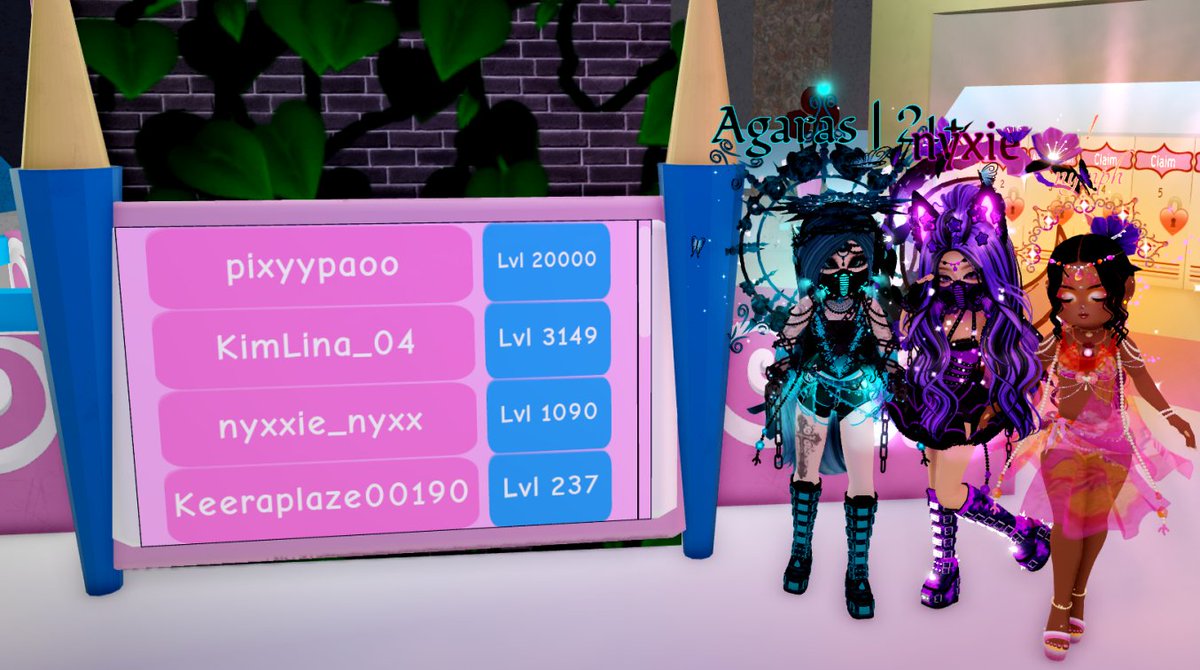 DebninaNath's tweet photo. Reached lvl 20k~!! #royalehigh
@_nyx1ee_ @nymph0nia_  <33 ty for being there~ https://t.co/ULMksbiNH6