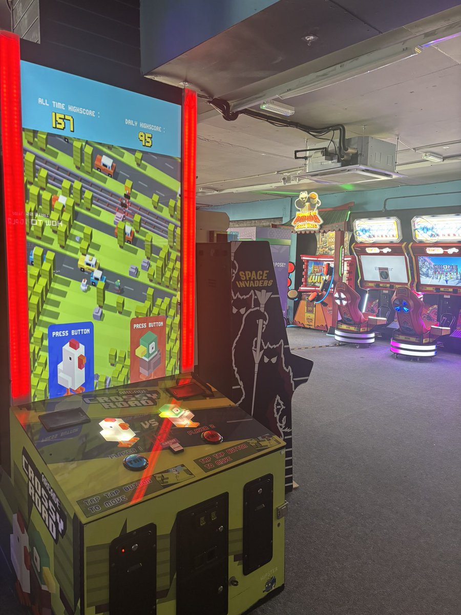 TomWatkins25's tweet photo. Had a great time at High Score Arcade in Southampton! 🍄⭐️🔵🦔🎮 #supermario #sonicthehedgehog #arcade #retrogaming #highscoresouthampton https://t.co/Wb6Gk6VKhZ