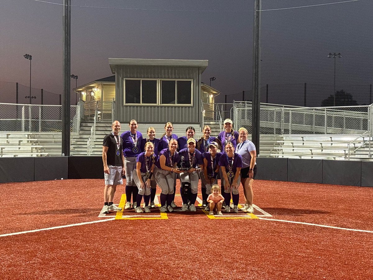 KinleyKemna's tweet photo. Finished the season off on a great note going 8-0 in the Top Gun Ozark Showcase in Springfield! So glad to have been a part of the team and can’t wait for next year!
Weekend stats:
BA- .444
OBP- .583
1B- 2
2B- 3
3B- 1
HR- 2
RBIs- 9
@AcesFPMidMO @tbartlett76 https://t.co/eWjxDoiPUF