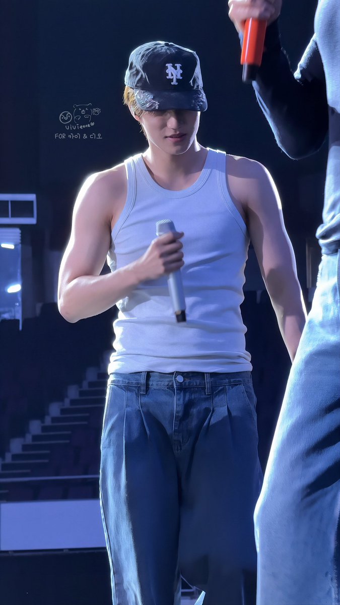 viviennezhou33's tweet photo. 260726 EXhOrizon in Singapore Day 2
Soundcheck

Sexy and I know it
#EXhOrizon_in_Singapore #EXO #EXhOrizon 
#KAI #카이 #종인 #엑소카이 https://t.co/AijlgnNdZu