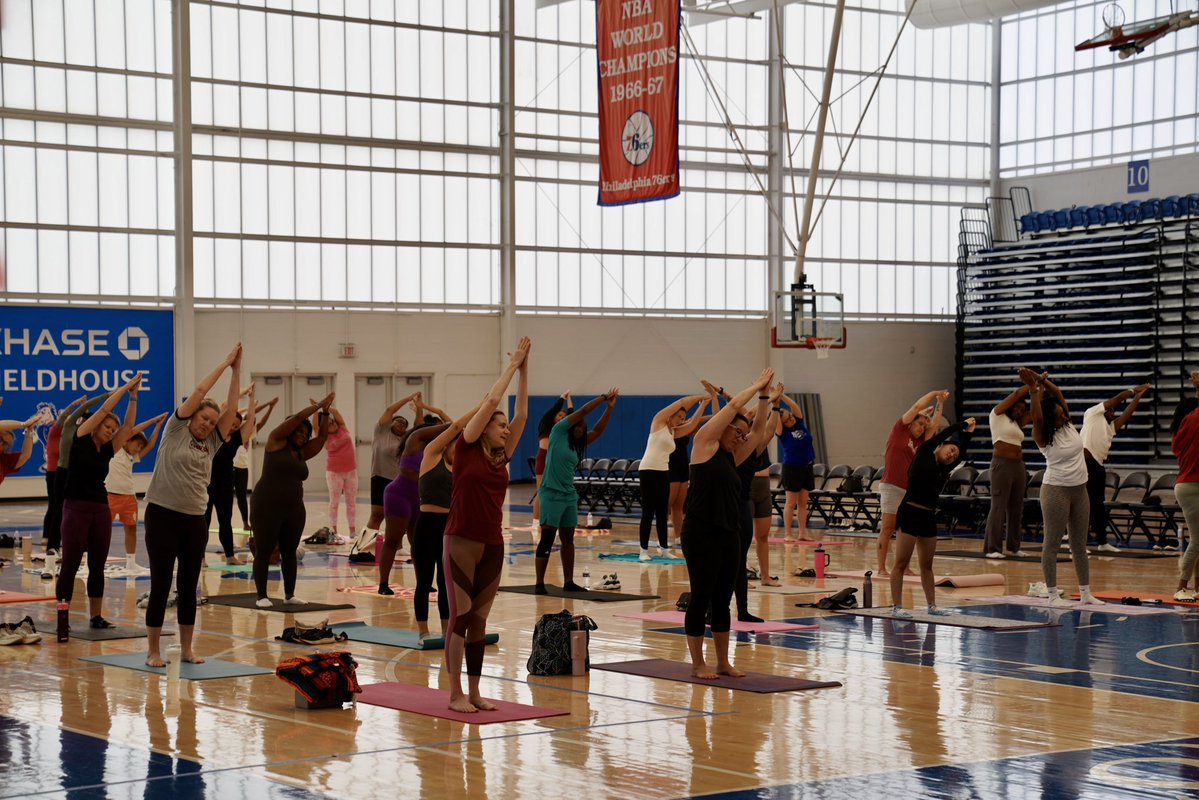 blue_coats's tweet photo. huge thank you to everyone who joined us for our first yoga session at @TheChaseFH with Stephanie Dimino!
we’re proud to partner with @Healthy_DE & @DelDhss to keep these free community flows going. 

if you missed the first one, don't worry—we've got two more coming up from 11:00 am – 11:45 am:
🗓️ aug 2 
🗓️ sept 20

mark your calendar and come reset with us: https://t.co/nAoUqABm2D