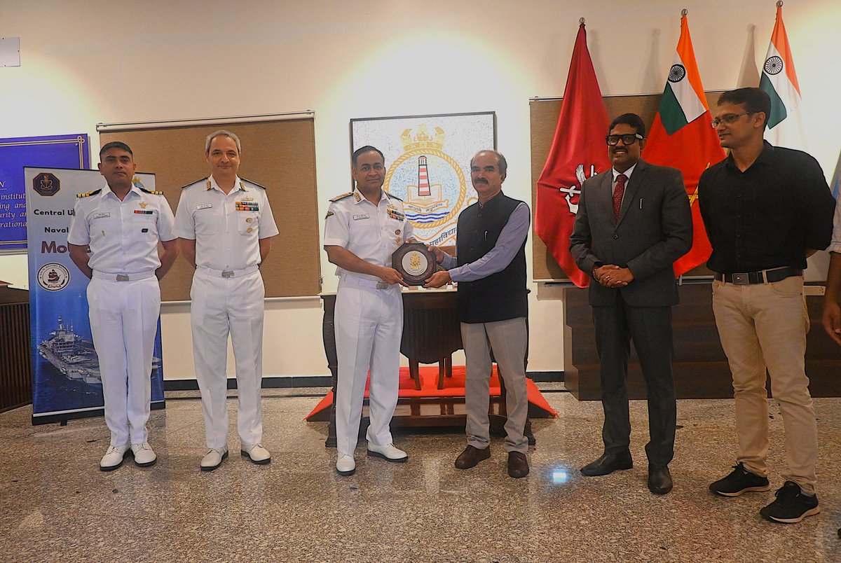 indiannavy's tweet photo. The #IndianNavy signed a Memorandum of Understanding (MoU) with the Central University of Kerala (CUK), strengthening academic collaboration and research exchange. 
The MoU will provide opportunities to naval officers for pursuing higher studies in International Relations and Maritime Affairs, strengthening academic - professional synergy. 

The MoU was signed at the @InNwc, Goa, by Prof VB Sameer, Registrar, CUK, and Cdr Kalesh Mohanan, Officer-in-Charge, Naval History Division (NHD), in the presence of VAdm CR Praveen Nair, Controller Personnel Services, RAdm Arjun Dev Nair, Commandant, Naval War College, and Prof. Suresh R., Dean, CUK.

The partnership reflects the #IndianNavy’s enduring commitment to fostering academic excellence, advancing research, and promoting higher education through institutional collaboration.

@SpokespersonMoD
@cukeralatweet