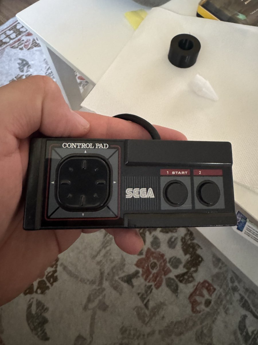 Gigante_Nerd's tweet photo. Mais um para a coleção .
O master system foi o primeiro vídeo game que eu joguei na vida ,a mais de 30 anos atrás.
Agora posso dizer que fechei o set da Sega .
#Sega #retrogames https://t.co/VXtxC8L7Ma