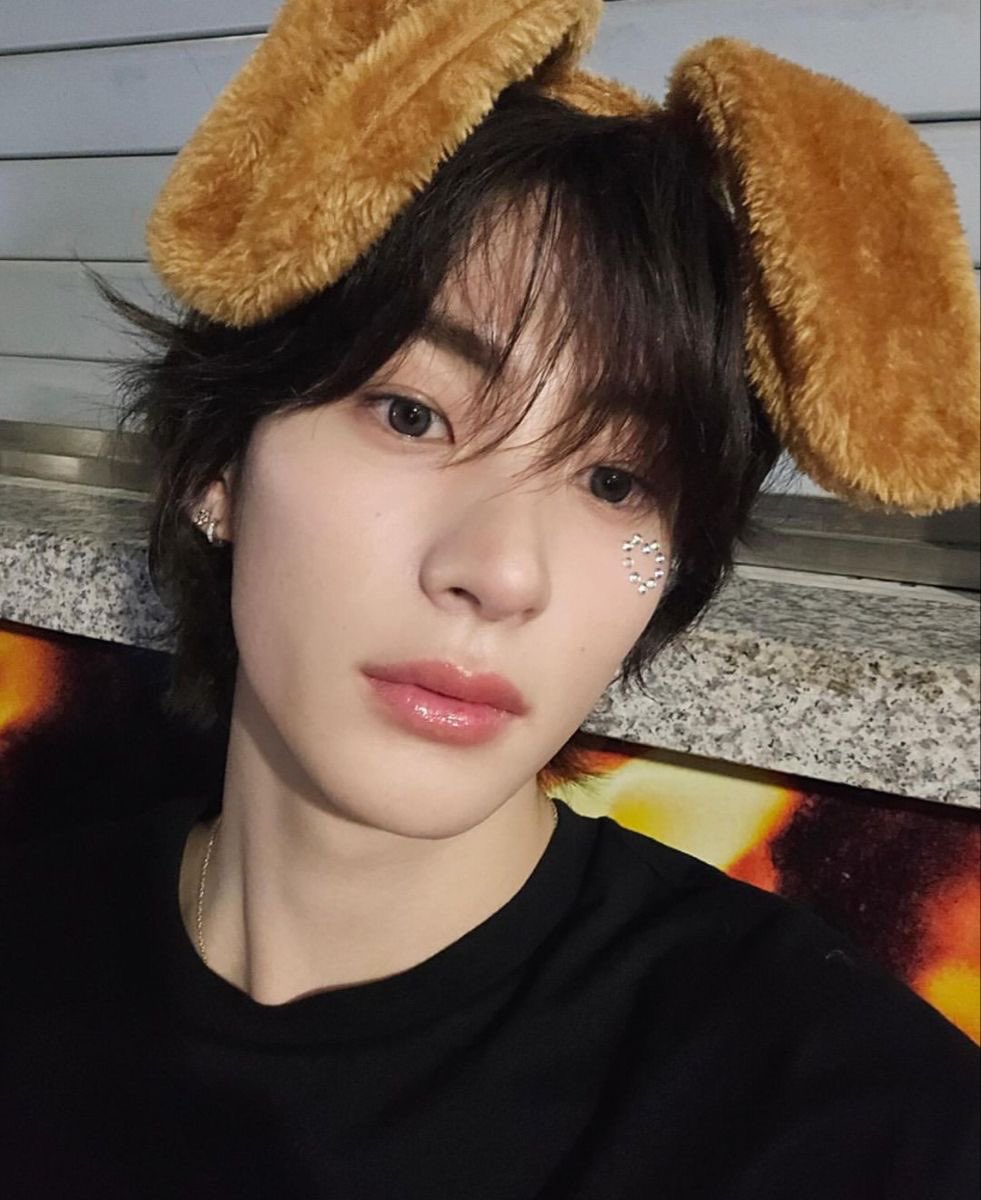 RuinedAnton's tweet photo. @RuinedGaeul aku punya aku punya tapi bentuk love https://t.co/RNZKT6ZJuo