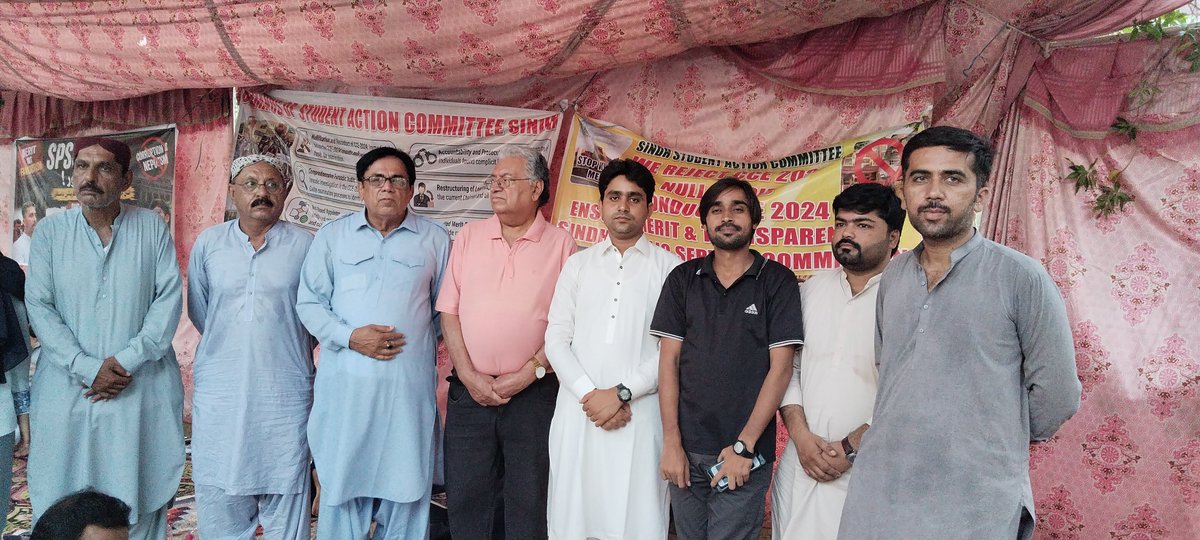 ali_farman22708's tweet photo. Members of civil society reached the protest camp and extended their support to students protesting against murder of merit by SPSC. @amberdanishh @HamidMirPAK @BBhuttoZardari @BakhtawarBZ @ShamaJunejo @pmln_org @ThePakistanExp1
#RejectCCE2024
#ReformSPSC
#SaveYouth https://t.co/zxqF2MdEru