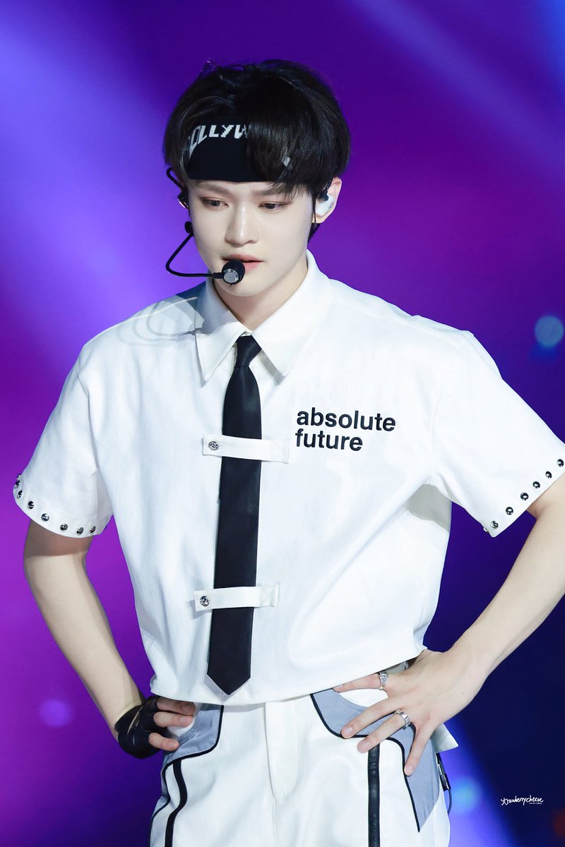 jin_syon's tweet photo. 1년 전 오늘 천러 BTTF CHILLER https://t.co/02bsgA2uoI