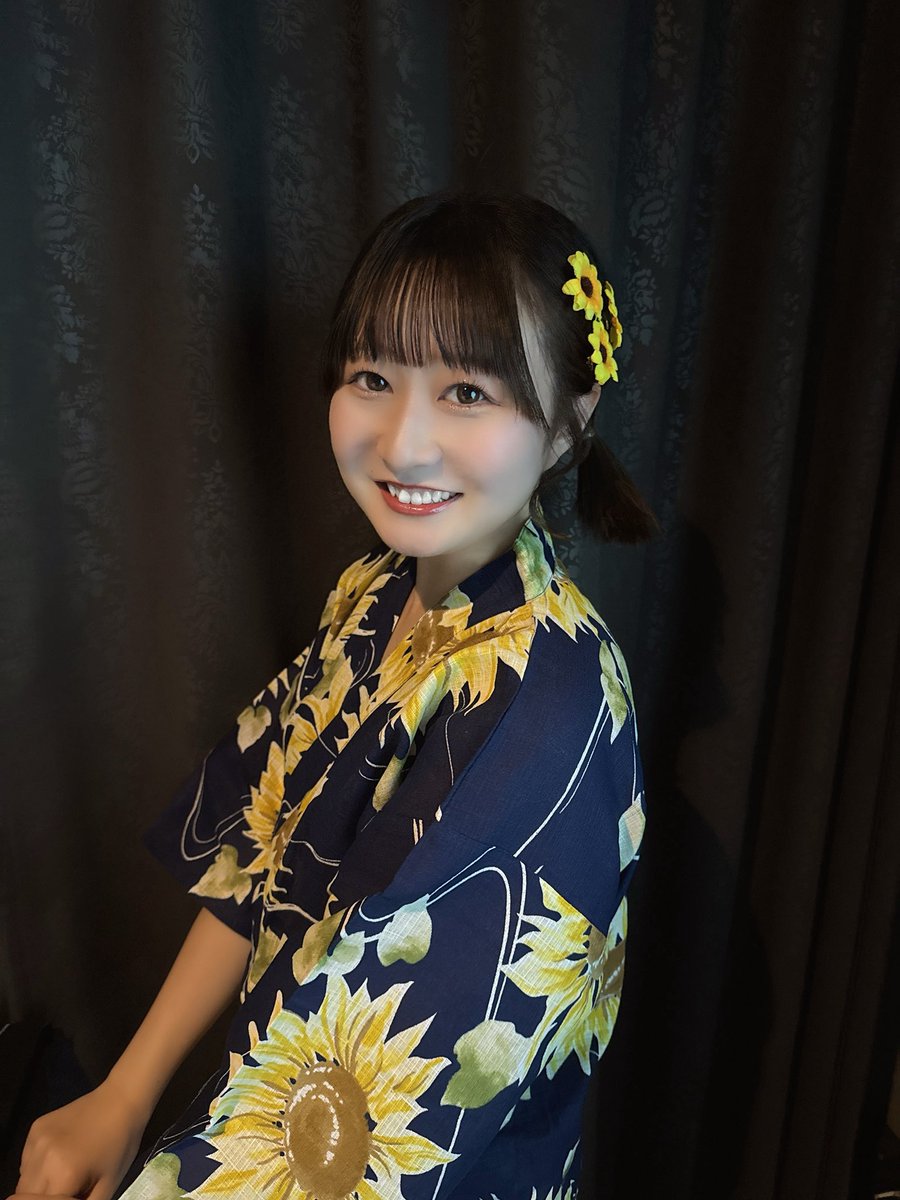 FiDZ_Natsuki's tweet photo. 『FiDZ 夏のオンラインチェキ会』
ありがとうございました！
みんなで甚平を着たよ〜🌻
動きやすくて快適で可愛い！！！
チェキを手に入れてくれたみんな
差し入れしてくれたみんな
本当にありがとう( ◠‿◠ )💛
FiDZと最高の夏にしようね☀️ https://t.co/RunWDI6Zit