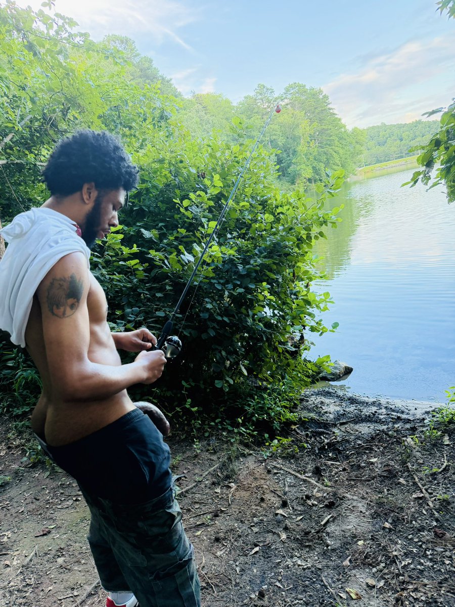 TheKyleNasty's tweet photo. ⛺️🎣 https://t.co/BwJESikDgT