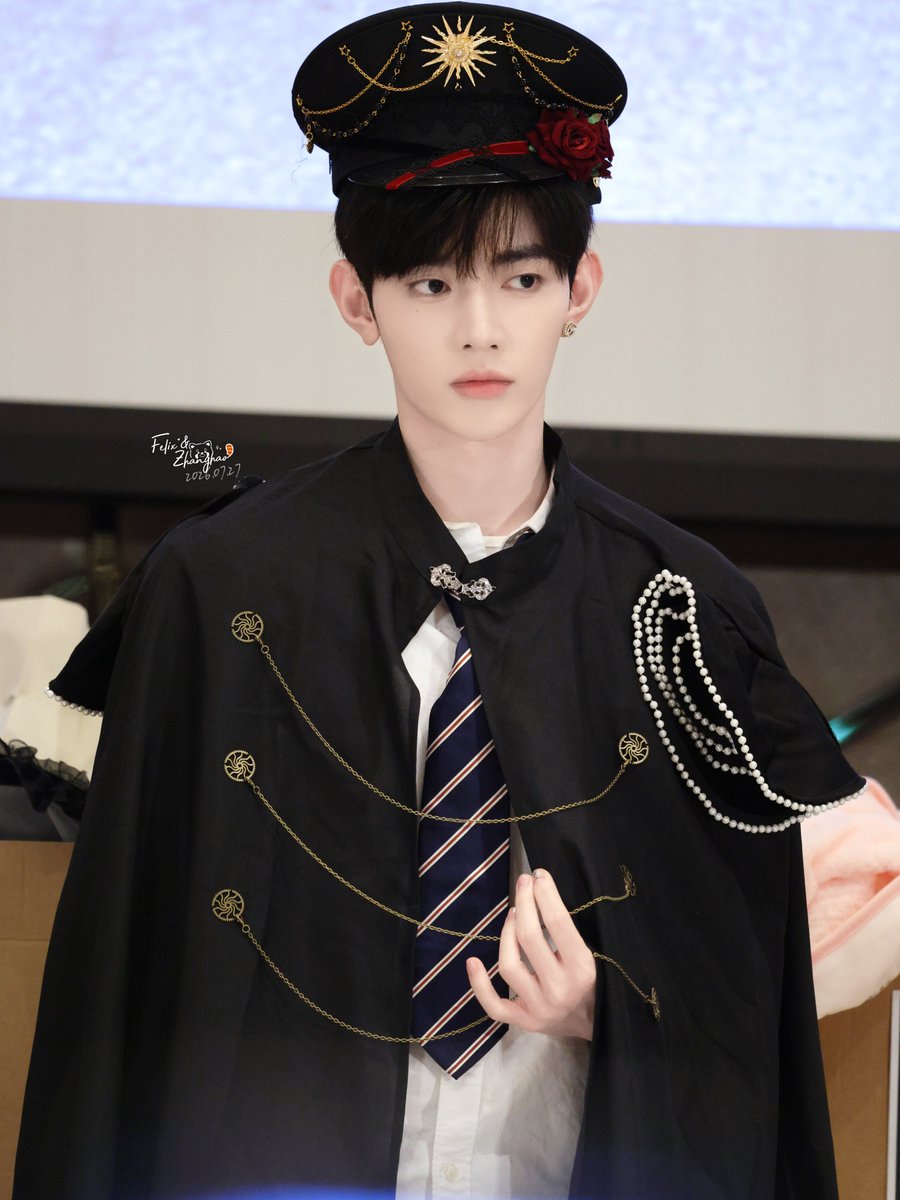 felixtko001's tweet photo. 2026-07-27

Fansign event part 3

#장하오 #ZHANGHAO #章昊 #ジャンハオ https://t.co/fWHEQCqKjK