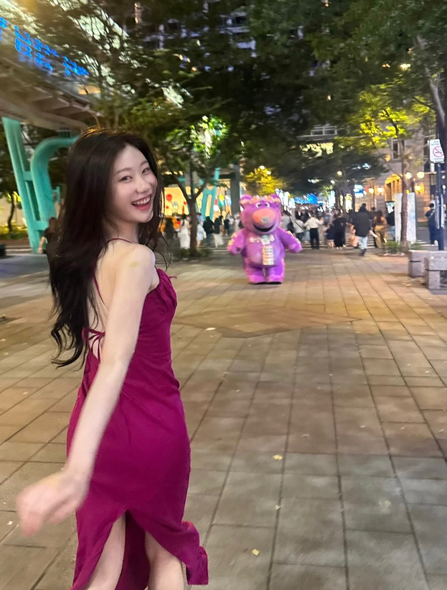 chaerpics's tweet photo. #chaeryeong (chaerrry0) instagram update https://t.co/bZqglJy2mt