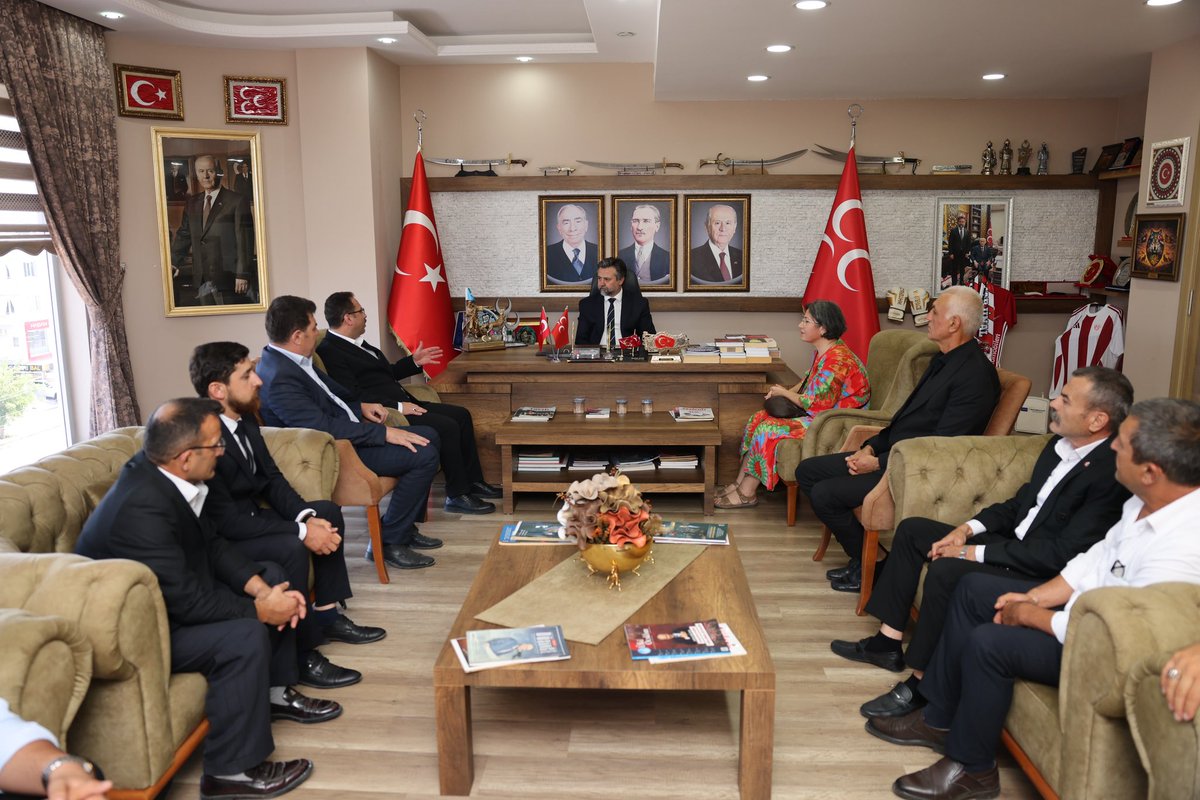 mhpantalyail's tweet photo. Milliyetçi Hareket Partisi Finike İlçe Başkanımız Mehmet Ali Yalçın Bey ve Yönetimi, İl Başkanımız Sn. Sadullah Güneş Bey’i makamında ziyaret etti.

Nazik ziyaretleri için teşekkür ederiz.

#MilliyetçiHareketPartisi #MHPAntalyaİlBaşkanlığı #MHP #Antalya #SadullahGüneş https://t.co/aaTpu6g5nq