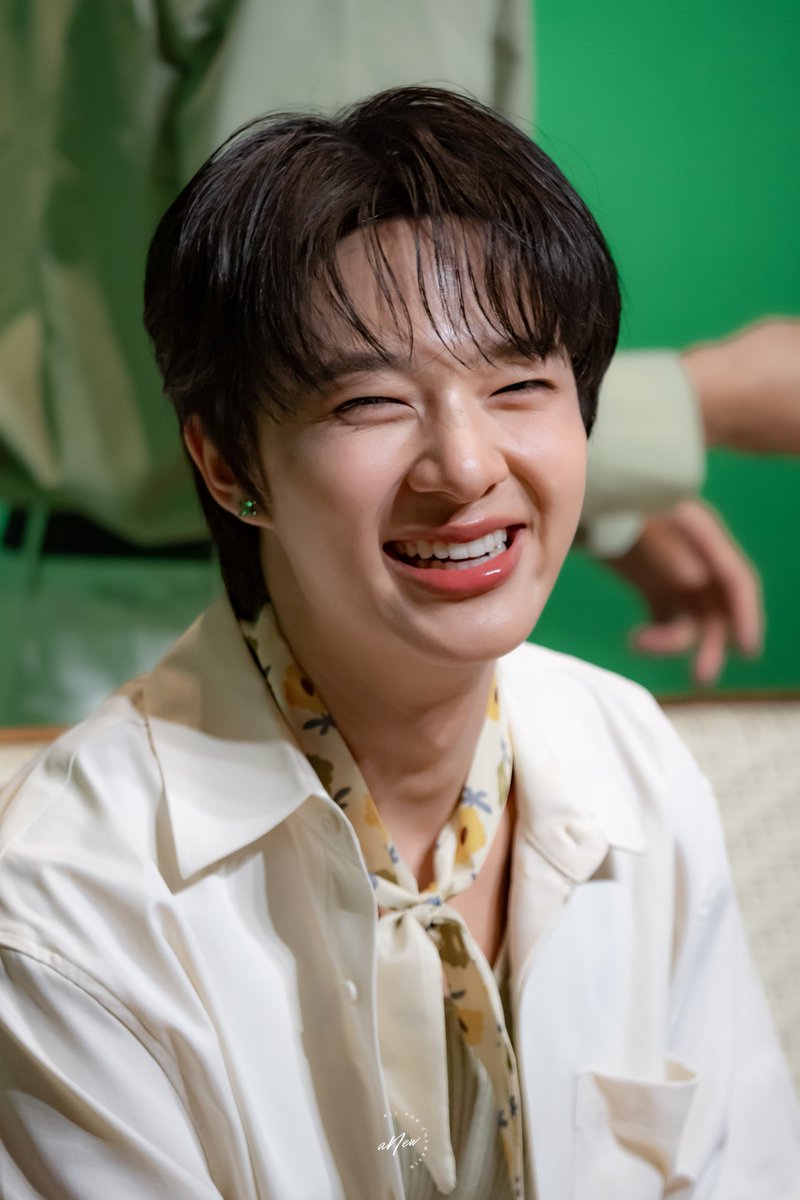 anewdayyou's tweet photo. คิดถึงอัยจิ๋วแล้วงิ มายิ้มหวานให้ดูหน่อยเร้วว💜🌷

~♡ @CwrNew #NuNew

#PhoyokXZeenunew https://t.co/OA9qdvCOau