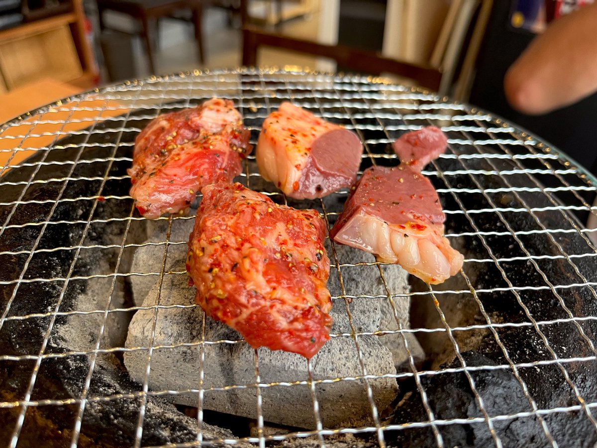 _kamatabi's tweet photo. 大西へ🥩
めちゃくちゃ肉食べて
ビールも飲みまくった🍺
#大森
#ホルモン会館総本店 https://t.co/Si1gnw2P2I