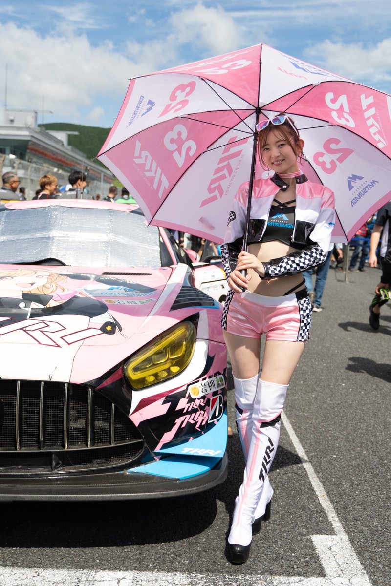 velvia0806's tweet photo. スーパー耐久2026
第5戦 オートポリス
2026.7.26

高原の爽やかさはありつつも、日差しは刺すような暑さ🌞23号車TKRI、見事な総合優勝。シリーズチャンピオンもみえてきました🏁

#TKRI

#S耐 #supertaikyu
#オートポリス

#流景旅団 https://t.co/nNkWu0soBm