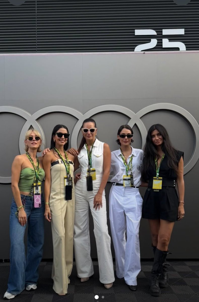 HvostNatal54459's tweet photo. Tuba's participation in the Audi advertising campaign was a winning move - thanks to her status, she became the centre of global discussions.The queen of luxury👑🏁♥️
#TubaBüyüküstün #AudiRevolutF1Team https://t.co/q0tXAOtVLc