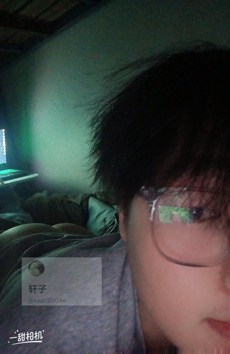 xuan2004x's tweet photo. 有姐姐聊天嘛，聊天滴滴吖～
#4i #iiii #小狗 https://t.co/JYgzuIRylh