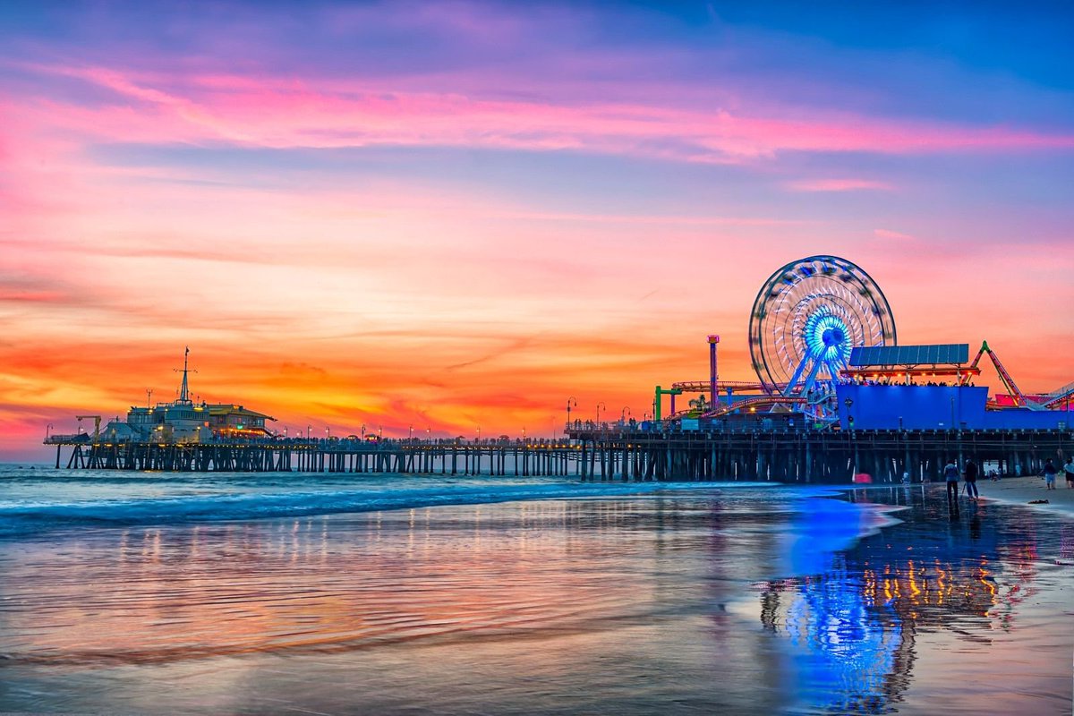 ARandomScene's tweet photo. Santa Monica, California https://t.co/8ZOFfCUKW1