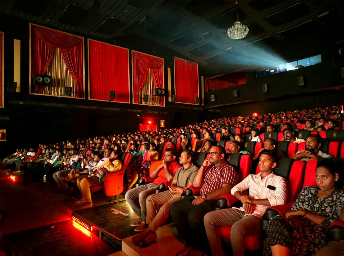 RamCinemas's tweet photo. இவனை எதுக்க சத்தம் கொடுக்க
கொம்பன் இல்லை இனி 💥💥
Working Monday Evening Show goes HouseFull 🔥
#JanaNayaganInRamcinemas https://t.co/n4IhiA8KOa