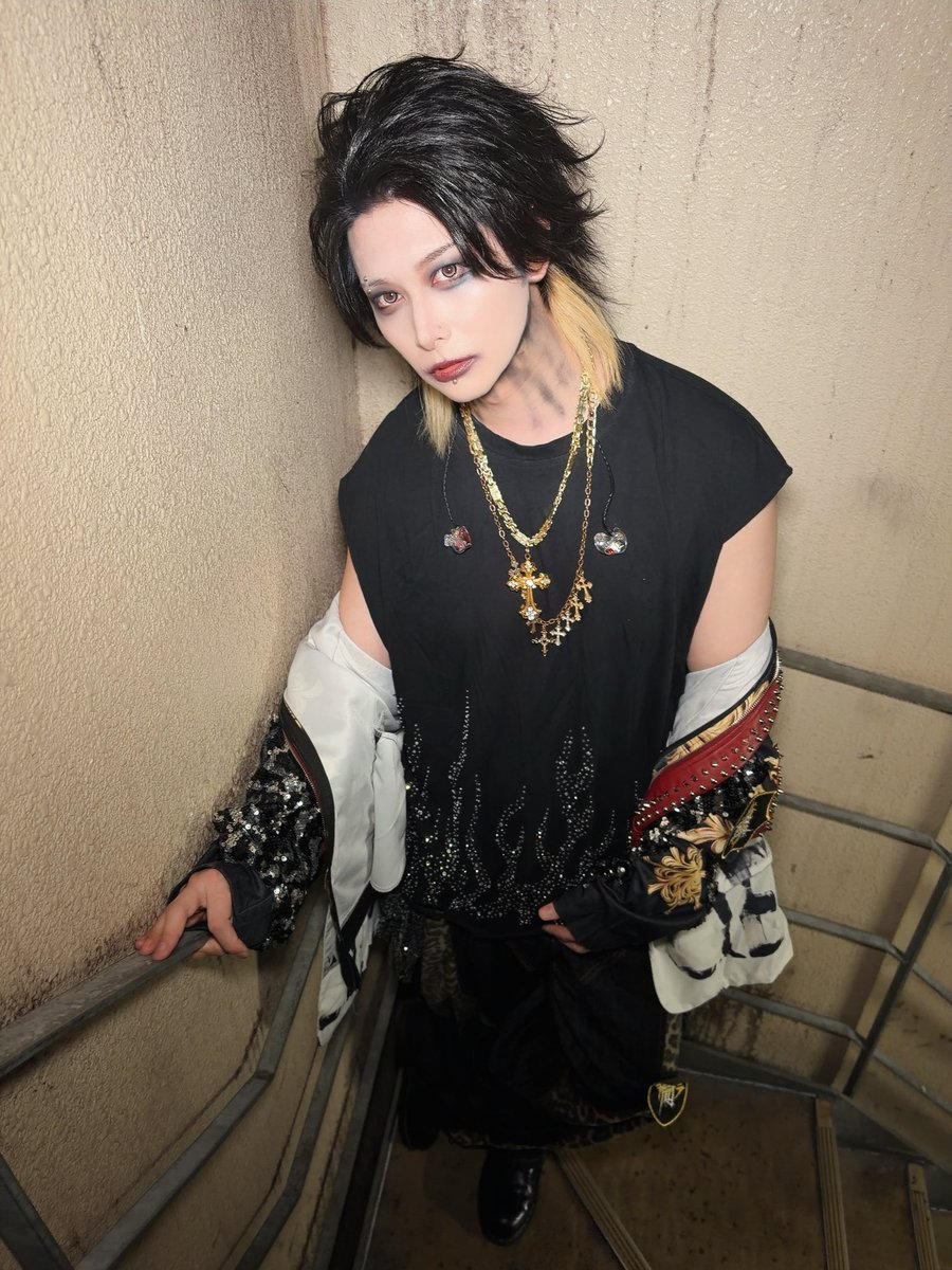 yamitera83's tweet photo. -身長も器もどっちもでかいのが俺- https://t.co/jebwxAskng