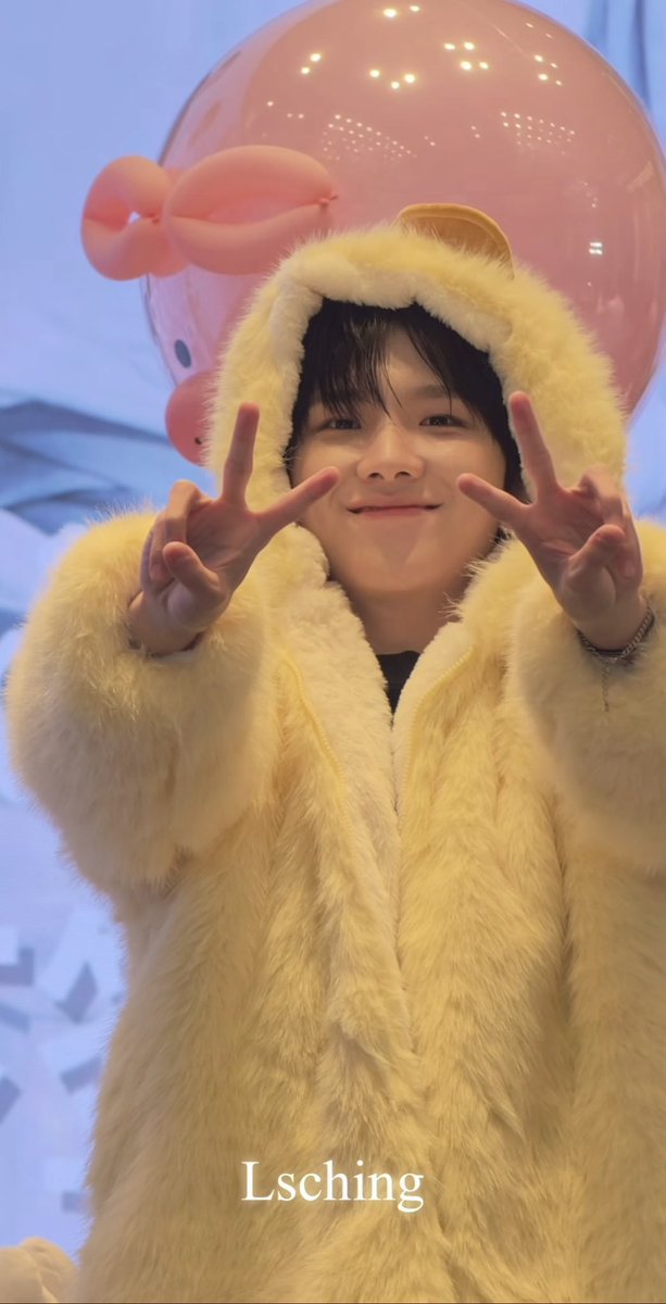 민 tweet media