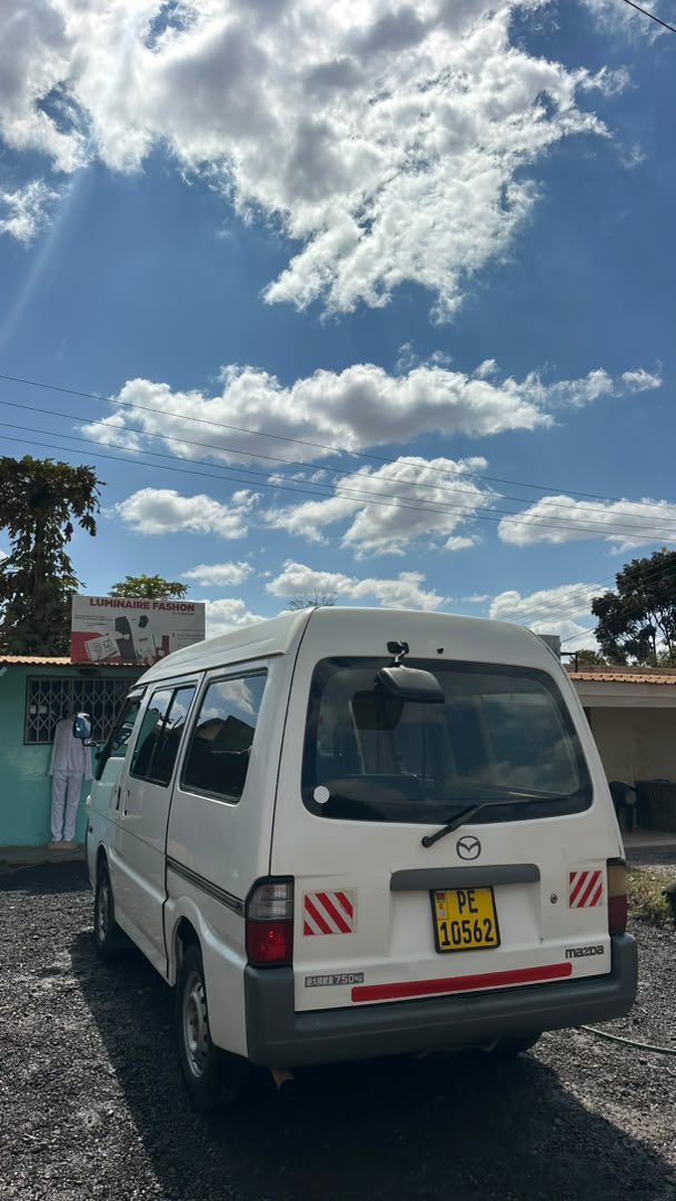 AlipoAndrewsII's tweet photo. MAZDA BONGO. 🔥🫵🏾

Engine F8
Automatic
New Tires 
Full service was done on the (23/07/26)
One back seat 
Bull bar 
Android radio 

K18,500,000. Lilongwe. https://t.co/nM8cCmaAv1