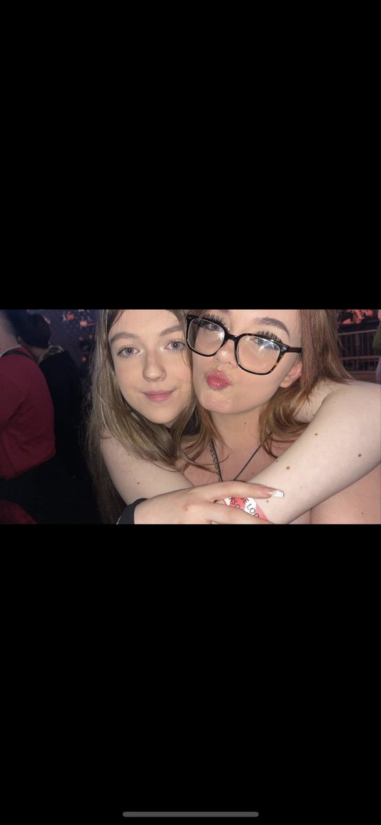 bratlola19x's tweet photo. 👑🧎‍♂️ Your wallet belongs to two superiors tonight. 💰 Liquidate your savings. 🕳️ Send to both of us or face your absolute worthlessness. #FindomCommunity #DoubleDom #CashPig #Drain https://t.co/i443zMbT4Z
