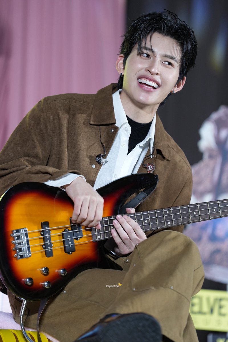 bpaticia's tweet photo. เท่ห์มากฮ๊าฟฟฟฟฟฟ 🎸🫶🏻✨

3CE POND PARKER
#3CEPondParkerPawty https://t.co/GYaN5P38l8