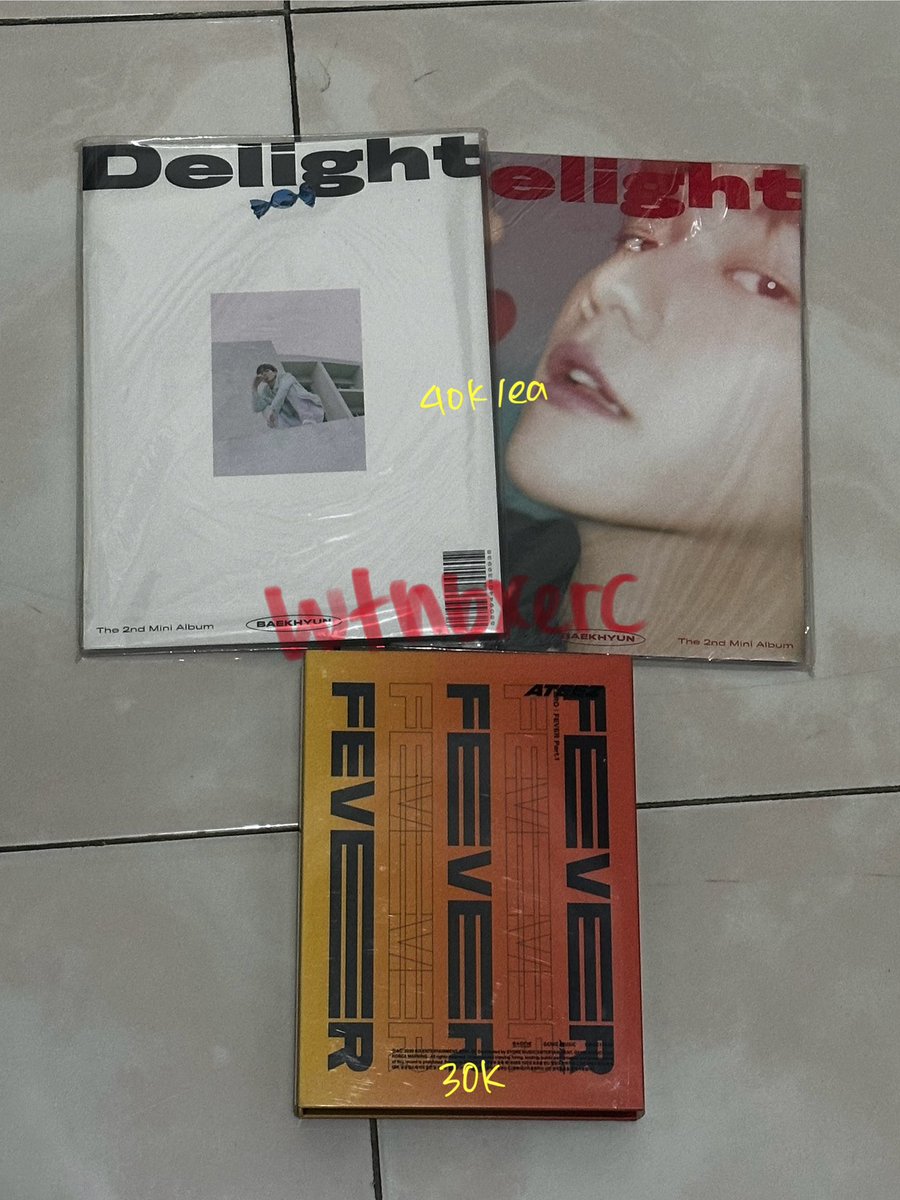 wtnbxerc's tweet photo. - wts album only 
> feel free to ask🌟
📍 sby, jatim 
TnC di pic yaa💖

t. lfb album only skz go live in life nct dream hello future hot sauce nct universe baekhyun delight ateez fever https://t.co/mG6RhCQveS