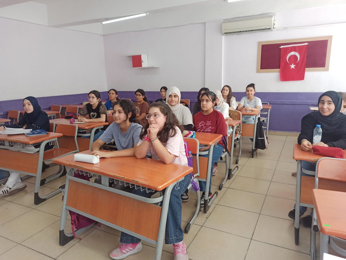 haticekubrafen's tweet photo. Destekleme ve Yetiştirme Kurslarımız tüm hızıyla sürüyor.
📖 Konu tekrarları
📝 Soru çözüm etkinlikleri
📊 Deneme sınavları
🎯 Akademik rehberlik desteği
@meb_dinogretimi @sanliurfammem63 https://t.co/1P4KzZAvgX