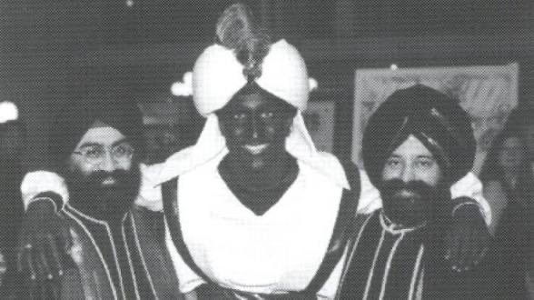 JoeIavaroni's tweet photo. @katyperry @WhiteHouse You’re an idiot, anything to say about your boyfriend who wore black face?   #hack https://t.co/75MxgEy5sN