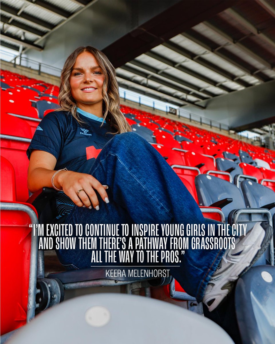 ottrapidfc's tweet photo. A Canadian midfielder with an eye for goal.

Ottawa’s own, proud to represent her city.

Keera Melenhorst is back for more 🇨🇦🏠 https://t.co/207yDvkXlw