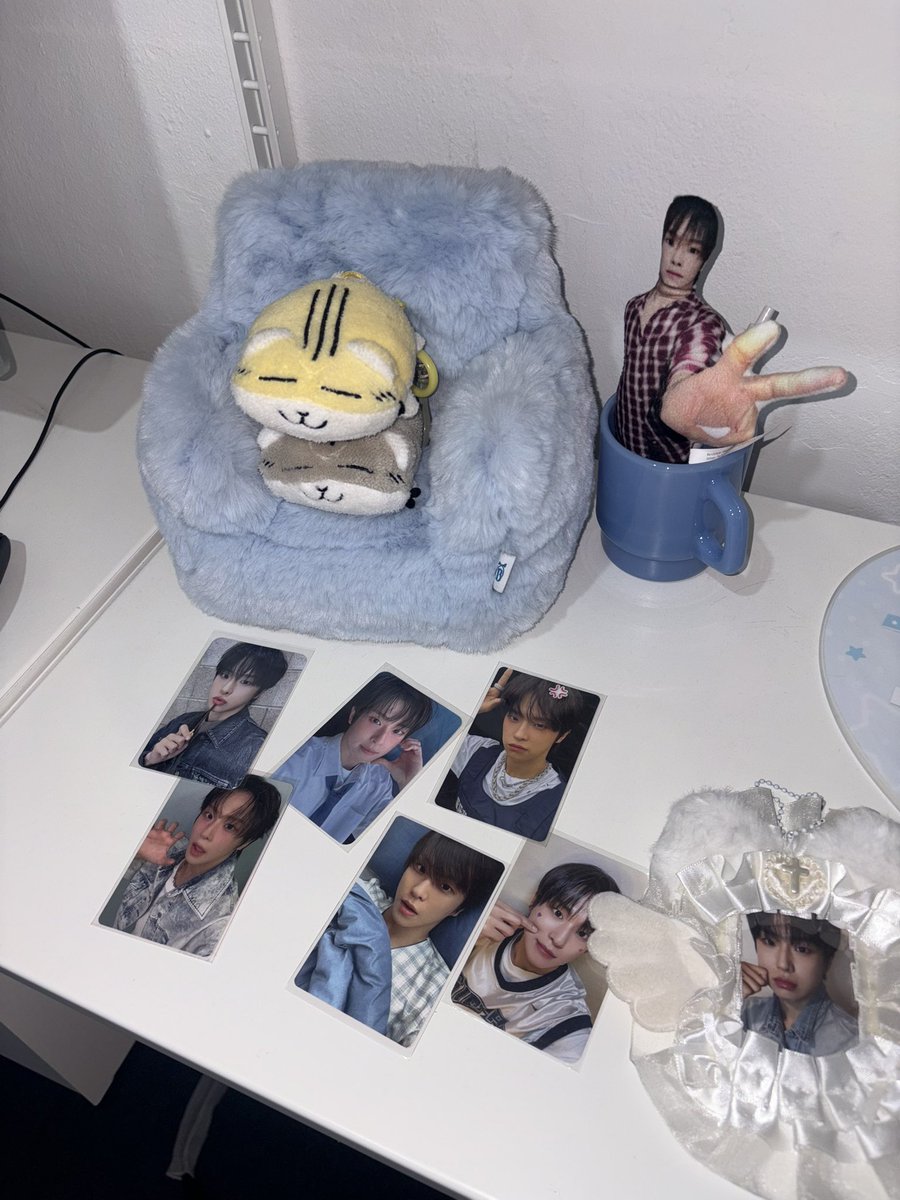 cbforty's tweet photo. 민석이 생일츄카해욤🥳🎉🫶
#0727_오늘은_민석데이
#about_ms
#about_love https://t.co/RN35gZ1epk