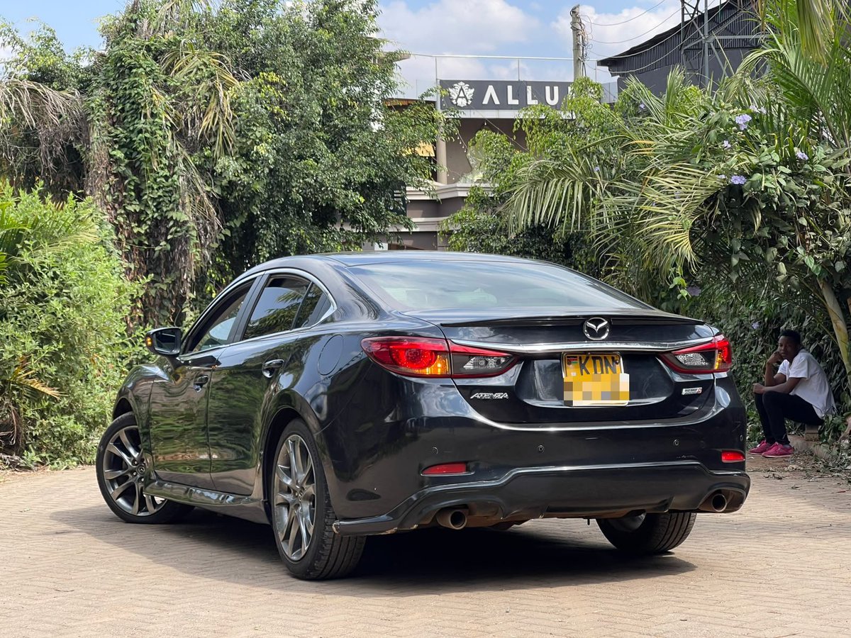 LeograndAuto's tweet photo. 2016 Mazda Atenza XDL

▪️KDN,
▪️2200cc
▪️Diesel engine
▪️Turbocharged
▪️Leather power seats
▪️Multifunctional steering
▪️Blindspot Monitor
▪️Lane assist feature
▪️Idle-stop feature

Price : 1,750,000 Ksh https://t.co/SOaaDfN1Nj