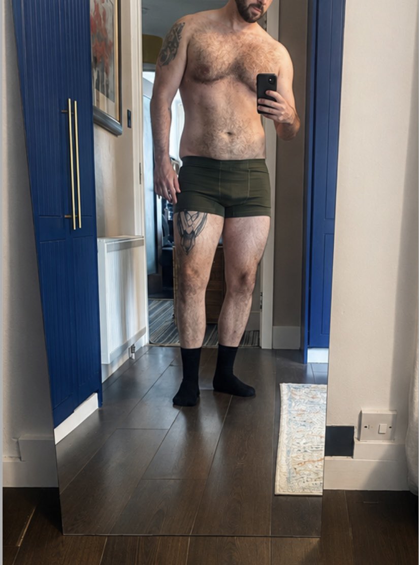 Dublin7VersTop's tweet photo. Quick mirror selfie this morning https://t.co/K5MdrnkVm6