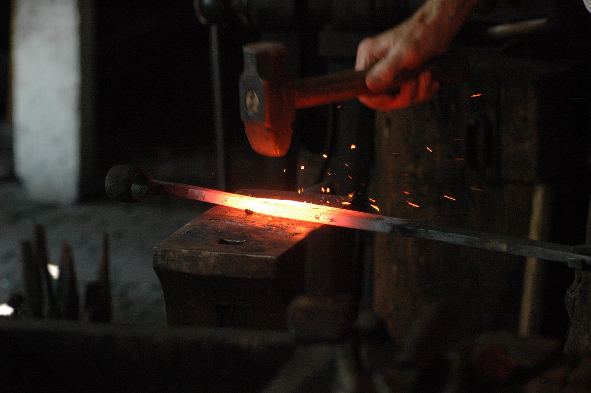 PaulDeane3's tweet photo. Blow, my bellows, blustering wind!
Flame of my forge, burn fierce and bright...
Zdenka, "The Making of Angrist", in the Summer issue of Forgotten Ground Regained
#tolkien #jrrtolkien #fanfic #fanfiction #poem #alliterative #poetry #silmarillion #angrist #telchar #curufin https://t.co/nnb7vfK9Yc