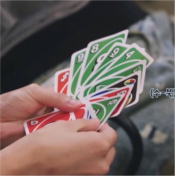 HCbodyguard's tweet photo. poor haechan 😭 these cards are NOT shuffled https://t.co/CZLQ8dzEDs