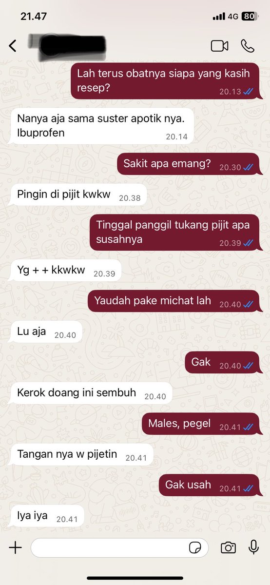 urprettyps's tweet photo. Suami bukan, pacar juga bukan dih. Kalo lu Jude Bellingham sih gapapa gue rela, lah ini 🤢 https://t.co/BkquKSjmLi