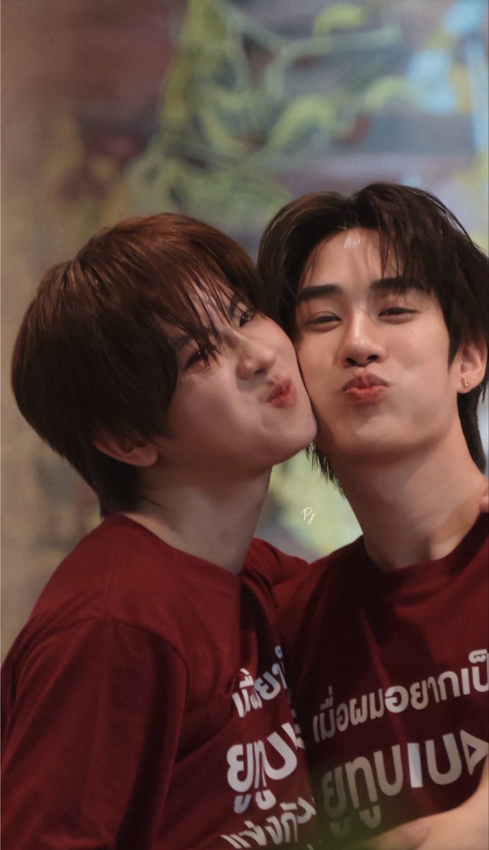 Powderje's tweet photo. น้องเรียกจุ่มแก้ม พี่พองแก้มรอ ..

YourTuber Worship
#บวงสรวงYourTuber
#TleFirstone #เติ้ลเฟิร์สวัน https://t.co/JwzkqF6CcW
