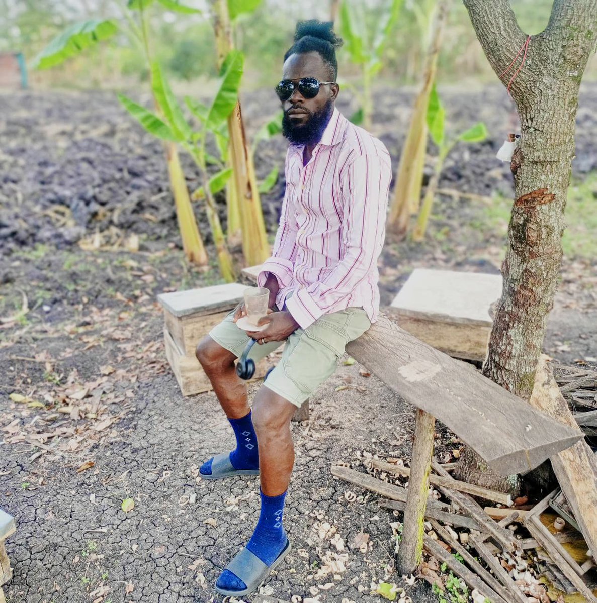Peterz_Model's tweet photo. Becoming a Master will force you into embracing loneliness. Loneliness occupied by work, will build your personal self uniqueness hence giving you a great foundation to step on. Copy? #theoutside https://t.co/LIJXYjjysw