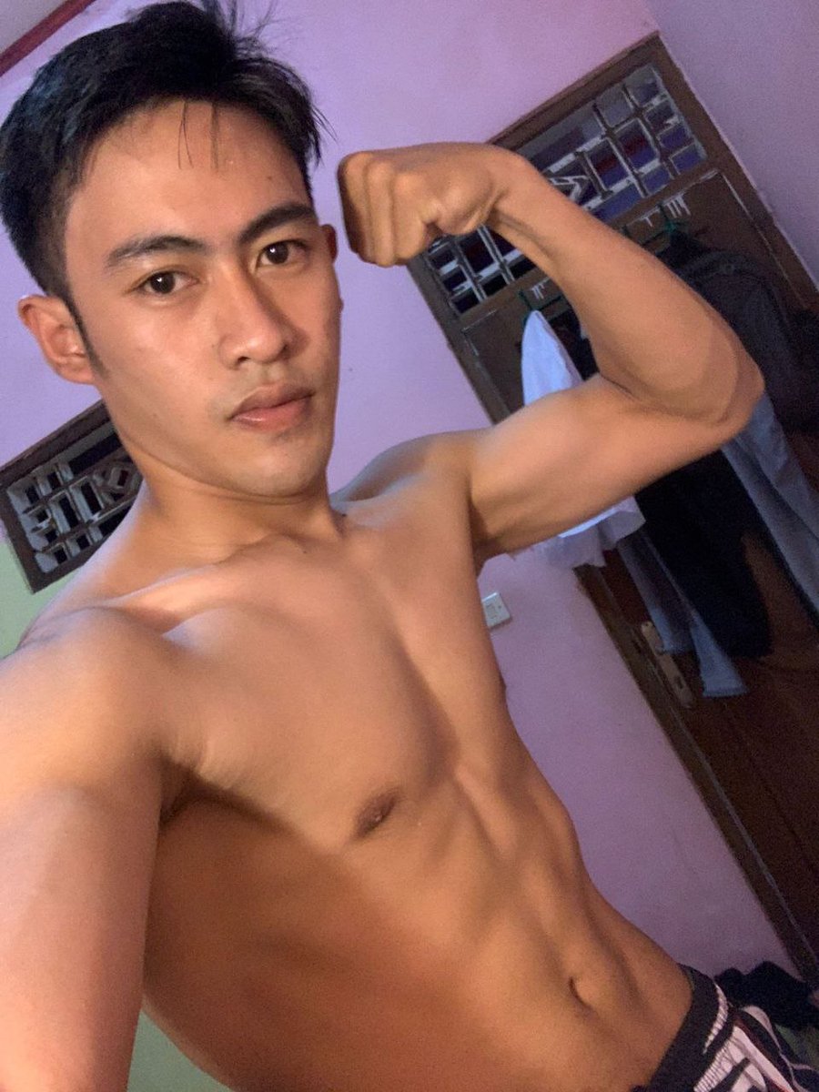 artefak_kunoo's tweet photo. Semuanya udh perfect dari atas sampe bawah, muka oke, body oke, rudal oke. Idaman bgt asli ni cowo tuh 😍🤤💦
.
Full video &amp; ribuan video lain nya, bisa langsung join group tele permanent sekali bayar cuman 35RB : https://t.co/sxpGRyfs6j
Dijamin ga nyesel, bnyk kejutan menarik :) https://t.co/IYEiHz16x0