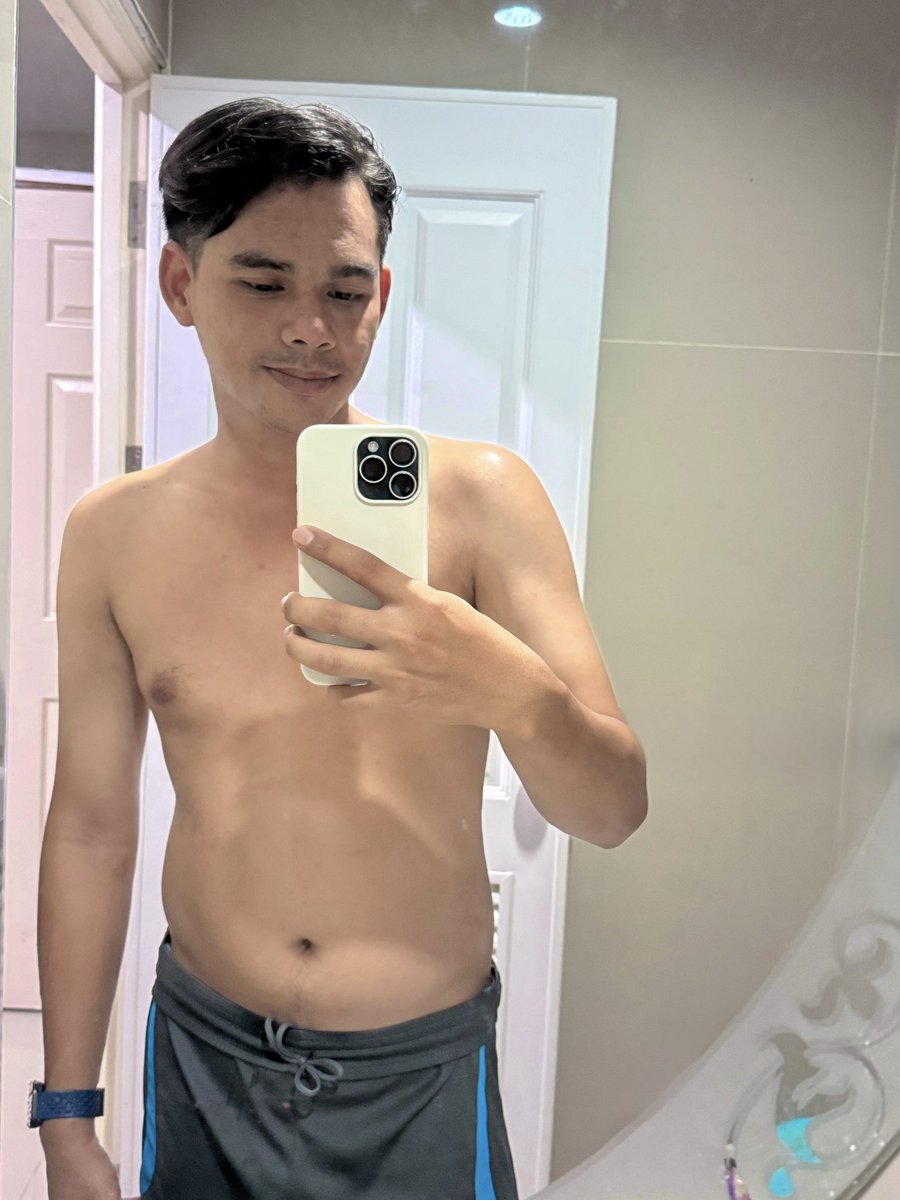 RU2ZgQ9P5MlrpLl's tweet photo. อยากให้ถอดหมดไม่ครับ ❤️😄💦 #รีทวิตหน่อย 💦❤️ https://t.co/j7I8KJRktu