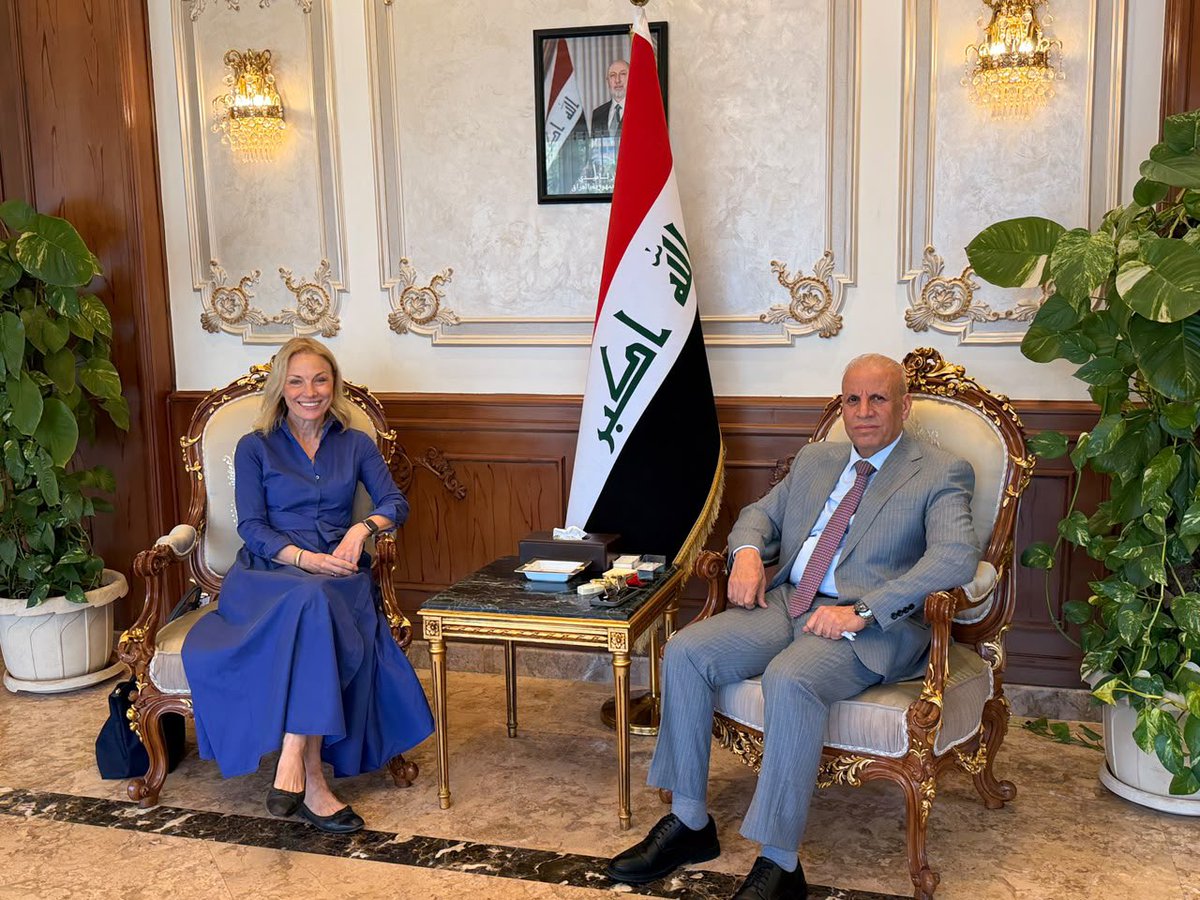 IraqinCairo's tweet photo. السفير قحطان طه خلف يبحث مع سفيرة إستونيا العلاقات الثنائية وتطورات الأوضاع الإقليمية والدولية.
رابط الخبر :

https://t.co/seb4S5vUQd https://t.co/mERNlV4lUA