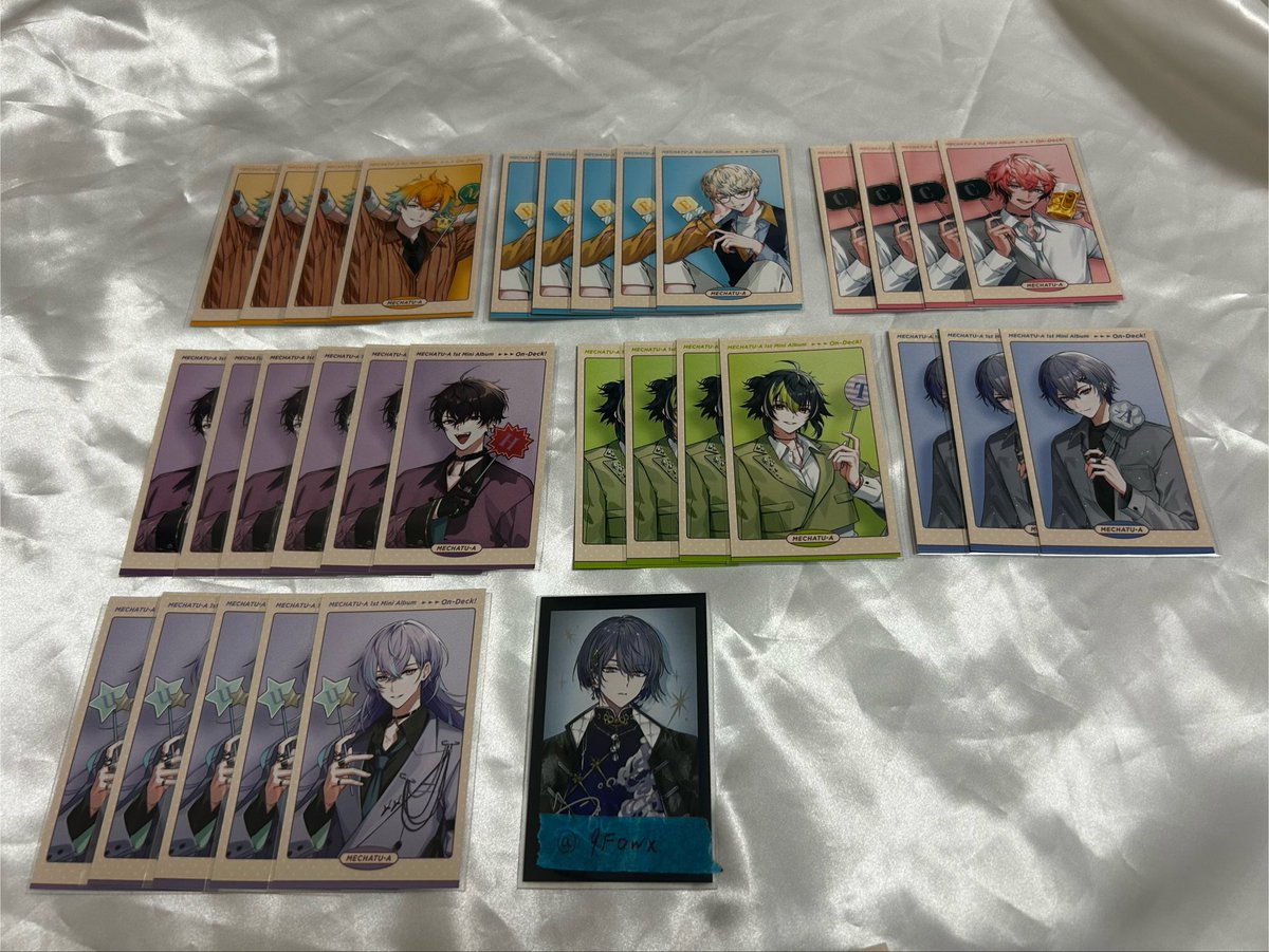 9FOwx's tweet photo. 【交換 譲渡】
MECHATU-A 1st Mini Album On-Deck!
特典 フォトカード タワレコ アニメイト

譲 ) 画像参照

求 )ライブ先行シリアルコード ＞＞ ご希望額＋送料

比率違い5：1まで可能です。
西💙は推しのため、シリアルとの交換のみ。譲渡の場合纏めての方優先 https://t.co/IzsXpzMkqE