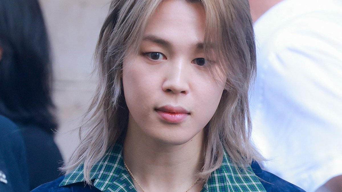 GlowingCheeks_7's tweet photo. a new #yoonmin au; I Got Reincarnated as the Villain Who Betrayed the Prince and stole the throne (And Now I’m Trying to Divorce Him)

in which Yeon Kimin gets reincarnated into his favorite Manhwa???

»🔗 https://t.co/jWp9jF3wfU
»🗓 Coming on August 14th https://t.co/0qdr0HlgrC