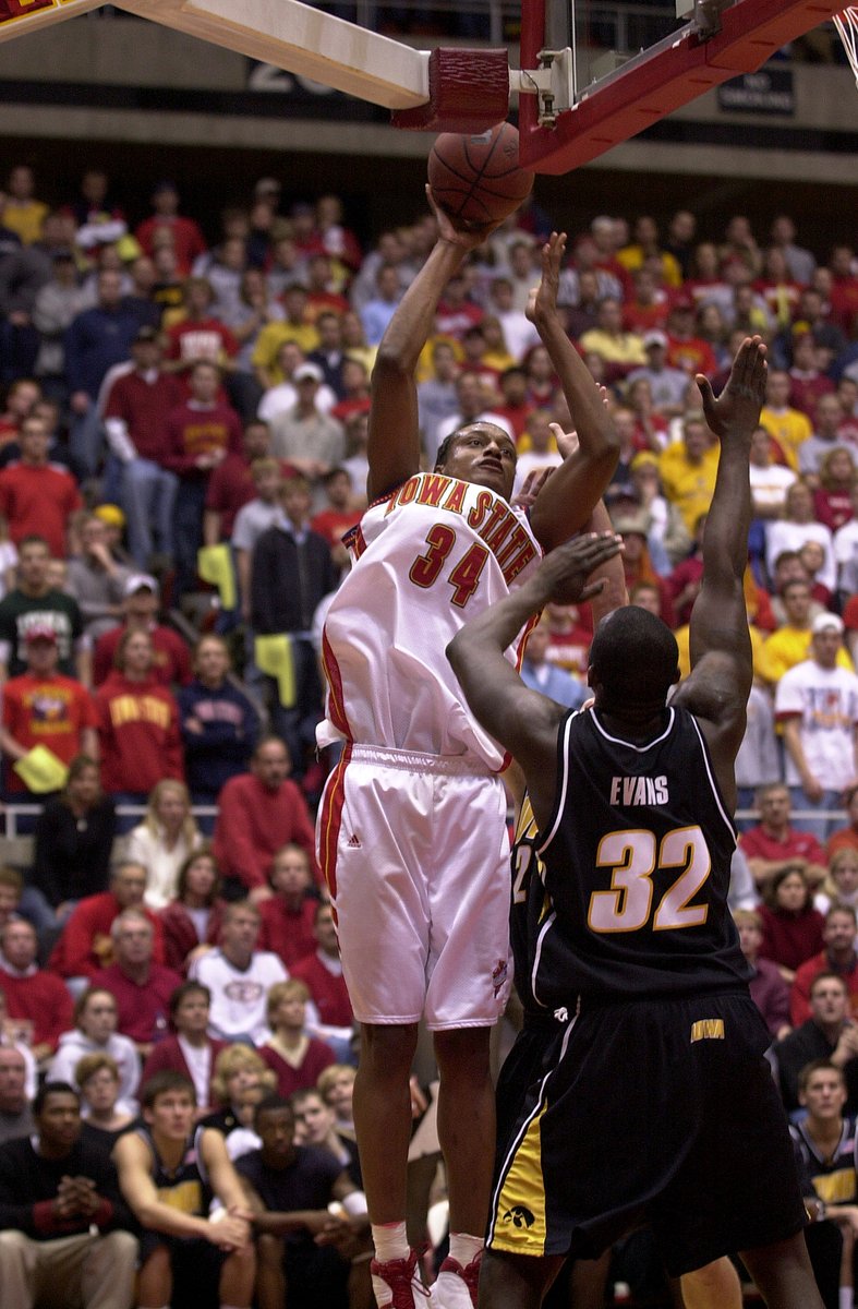 Beener1435's tweet photo. Two overlooked power forwards in Cyclone history. 
Tyray Pearson
2001-02: 2nd-team All-Big 12, 18.7 pts, 7.8 reb.
Jiri Hubalek
2007-08: 3rd-team All-Big 12, 12.4 pts, 7.3 reb.
#CyclONEnation https://t.co/fcGCVaISF4