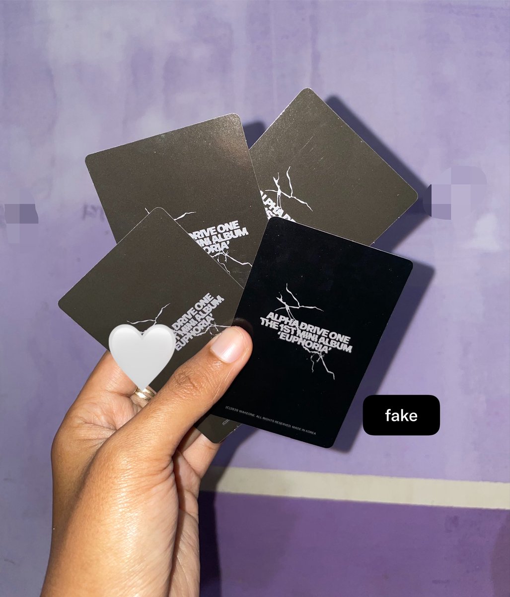 snowietar's tweet photo. ⚠️ trading card ald1 euphoria
 freak alarm fake - unofficial - kw

ciri ciri
• kualitas foto seperti dipercantik/diedit/remini
• tone warna lebih gelap dan seperti di filter
• warna backside hitam pekat https://t.co/r1nC0mWcTj